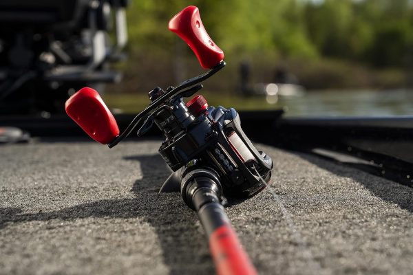 Abu Garcia Max X Low Profile Baitcast Combo - Image 15